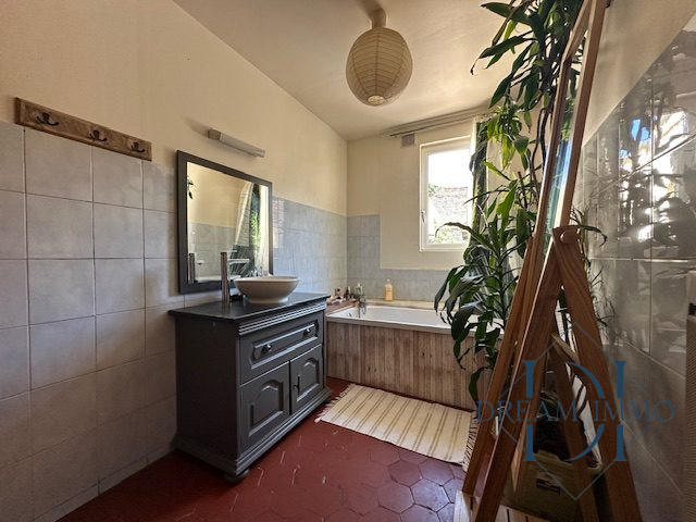 Maison - 112 m² - 4 pièces