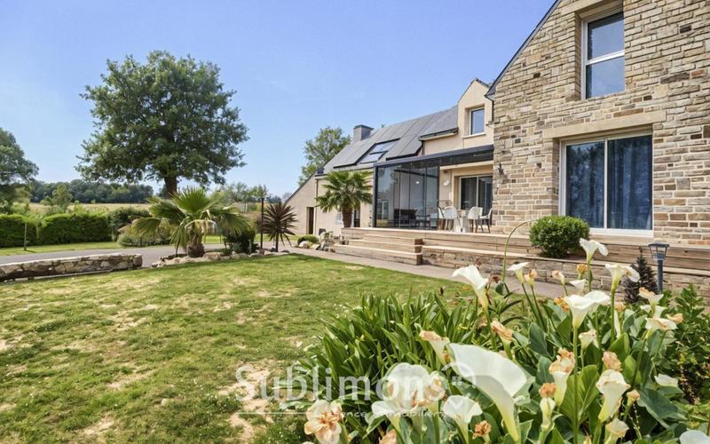 Maison ancienne - 168 m² - 6 pièces