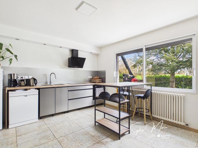 Maison - 145 m² - 7 pièces