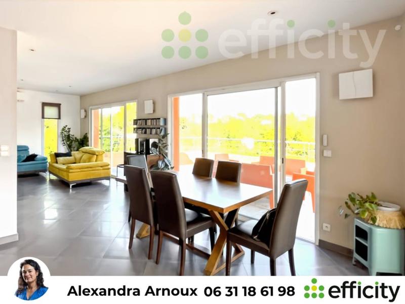 Villa - 175 m² - 6 pièces