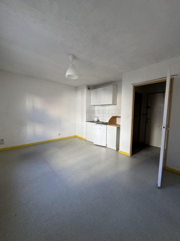 Studio - 23 m² - 1 pièce