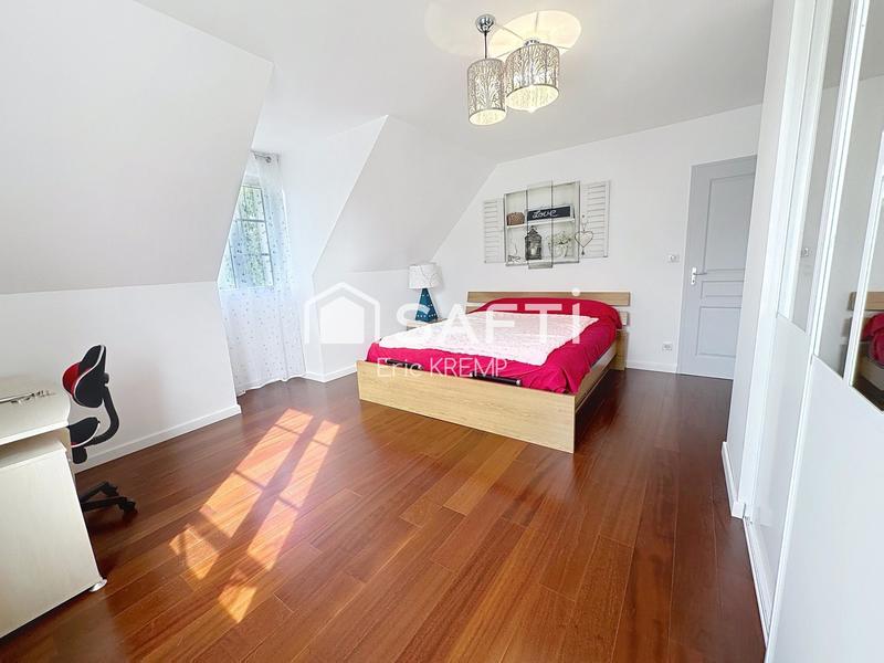 Maison - 230 m² - 7 pièces