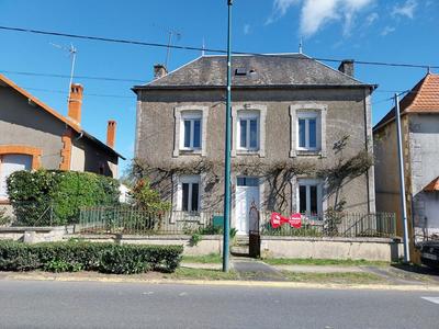 Maison - 74 m² - 5 pièces