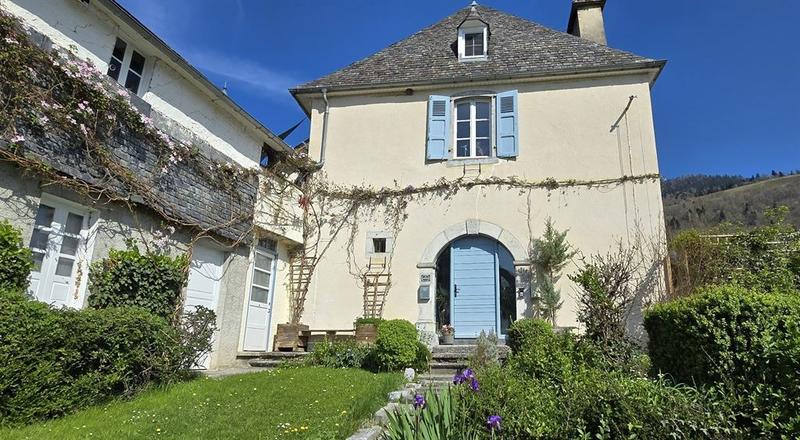 Maison - 168 m² - 7 pièces