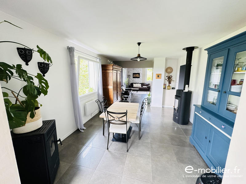 Maison - 101 m² - 5 pièces