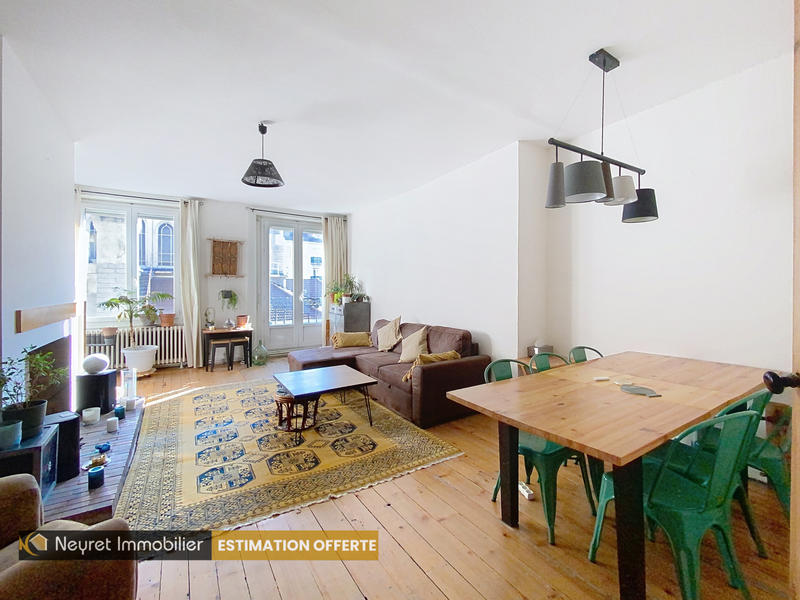 Appartement - 131 m² - 4 pièces