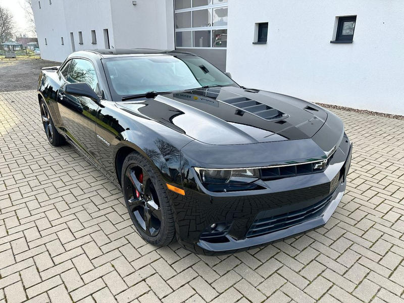 Chevrolet Camaro Coupe 5.7 V8