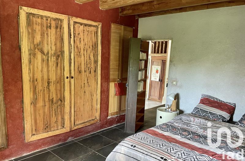 Maison - 470 m² - 11 pièces