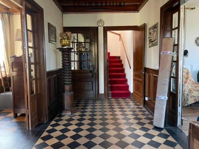 Maison - 185 m² - 7 pièces