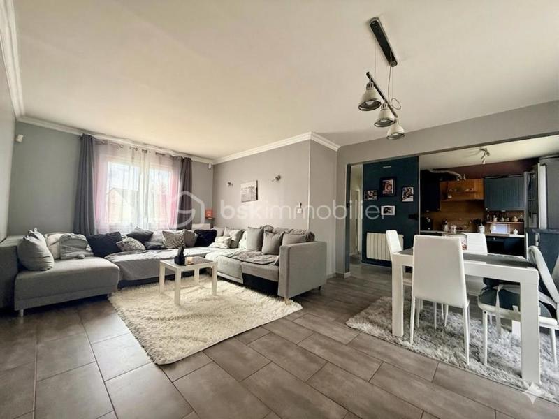 Maison - 170 m² - 7 pièces