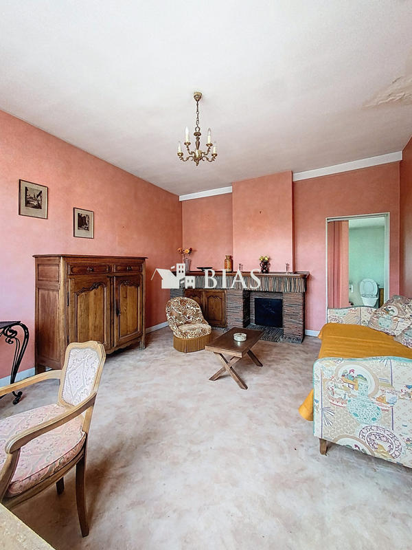 Maison ancienne - 166 m² - 7 pièces