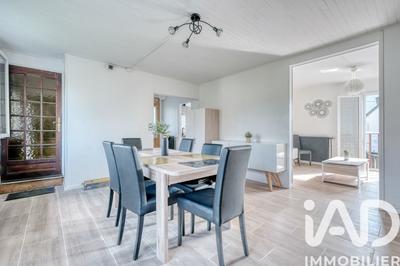 Maison - 97 m² - 4 pièces