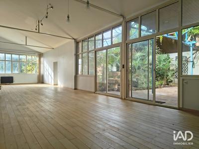 Appartement - 80 m² - 3 pièces