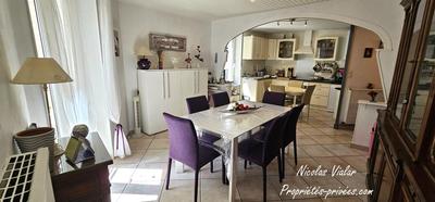 Maison - 102 m² - 5 pièces