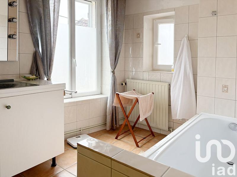 Maison de village - 220 m² - 7 pièces