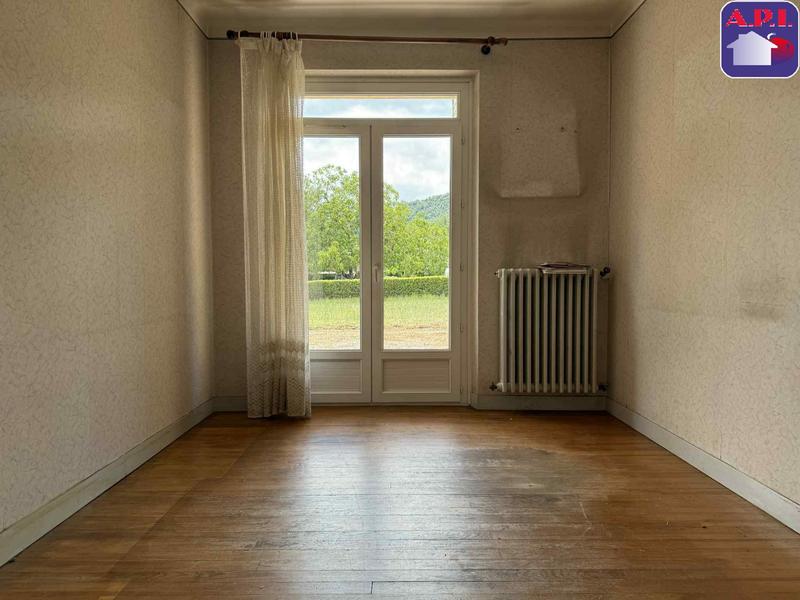 Maison - 151 m² - 7 pièces