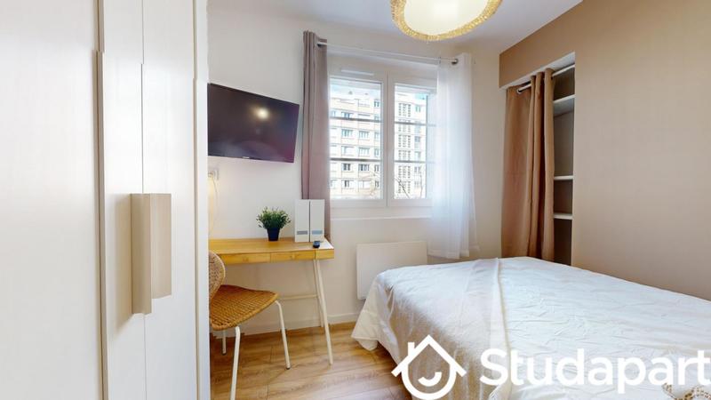 Chambre - 9 m² - 1 pièce