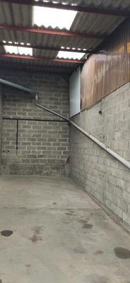 Local d'activités - 134 m²