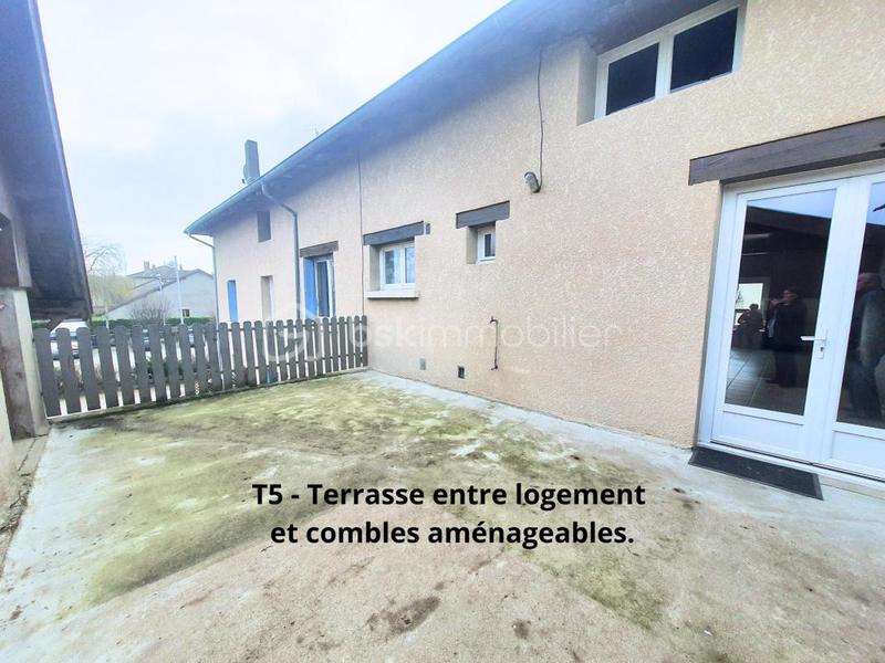 Immeuble - 270 m² - 12 pièces