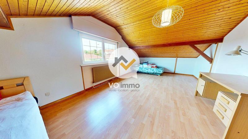 Maison - 137 m² - 6 pièces