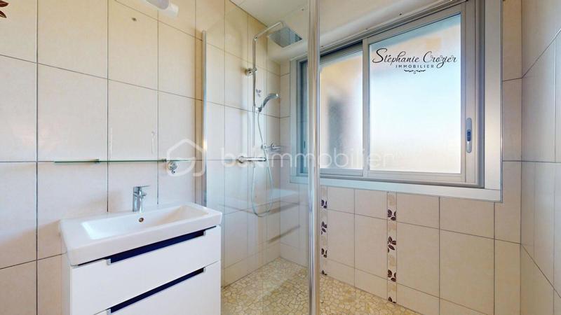 Appartement - 95 m² - 4 pièces