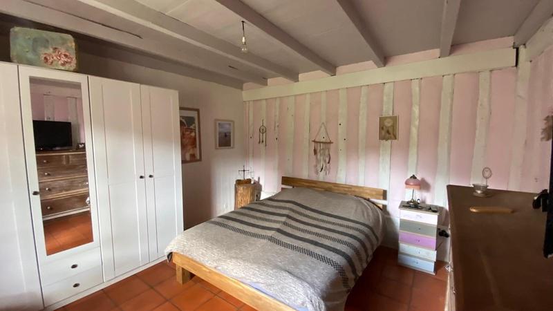 Maison - 220 m² - 7 pièces