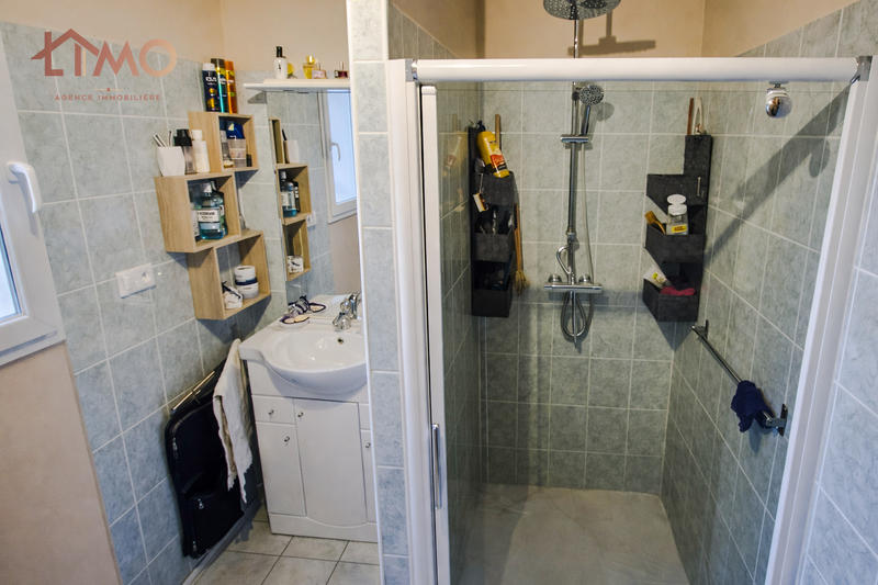 Maison traditionnelle - 96 m² - 5 pièces