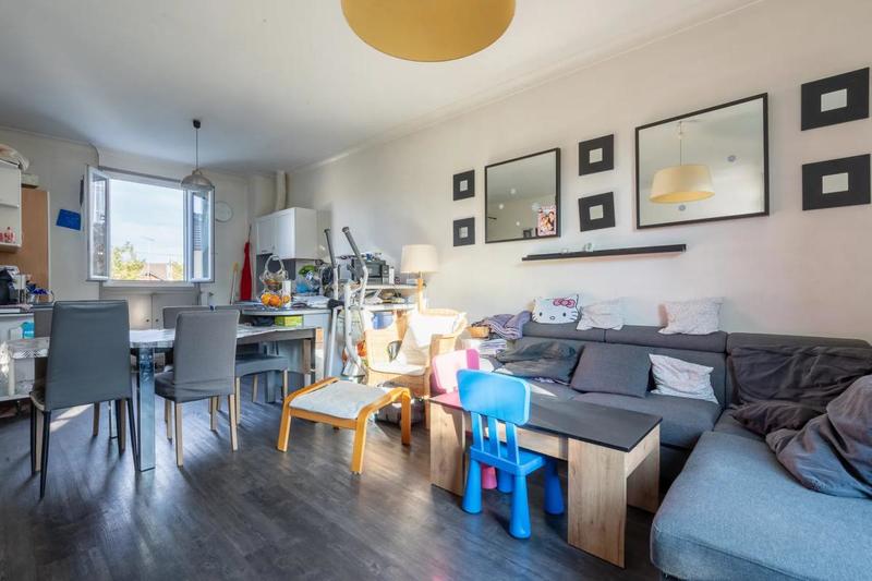 Maison - 67 m² - 4 pièces