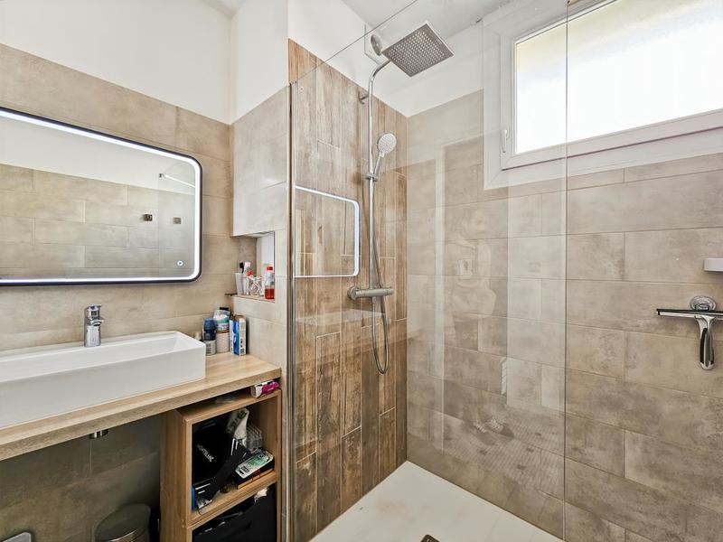 Appartement - 87 m² - 3 pièces