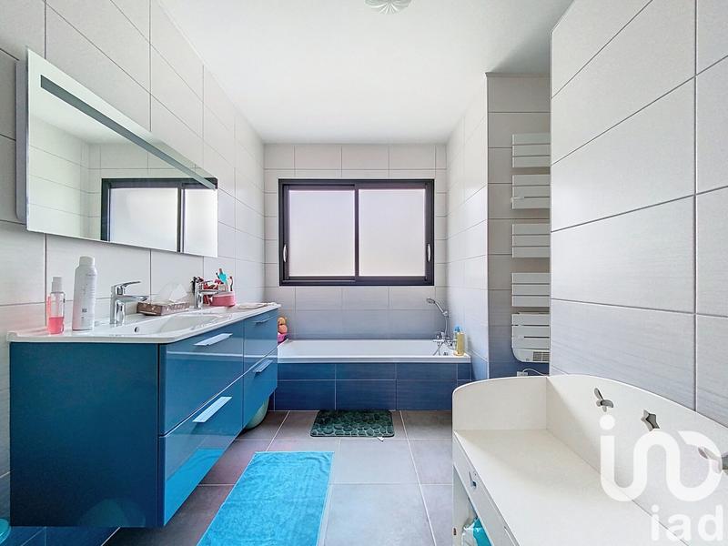 Maison de maîtres - 236 m² - 10 pièces