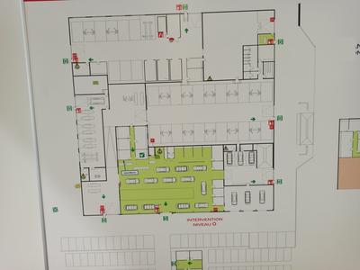 Local commercial - 4 390 m²