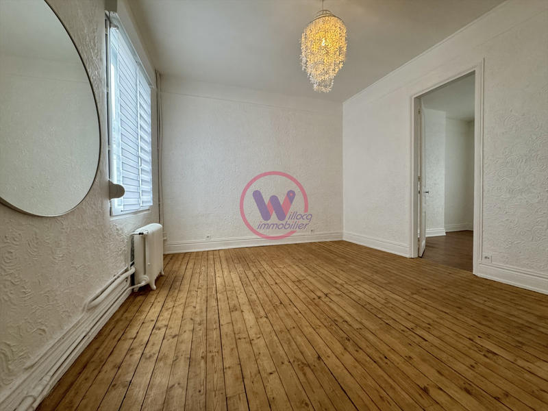 Maison - 182 m² - 7 pièces