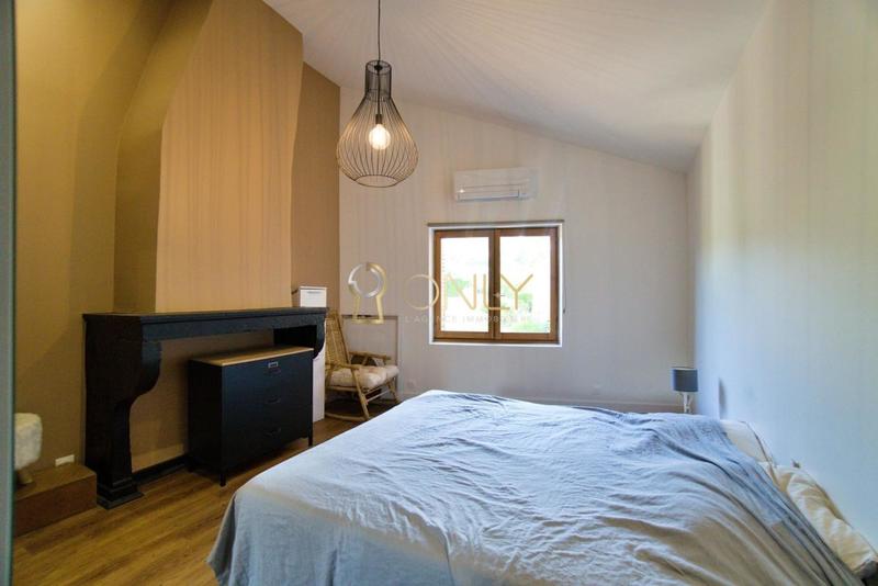 Appartement - 85 m² - 3 pièces