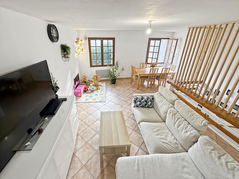 Maison - 91 m² - 5 pièces