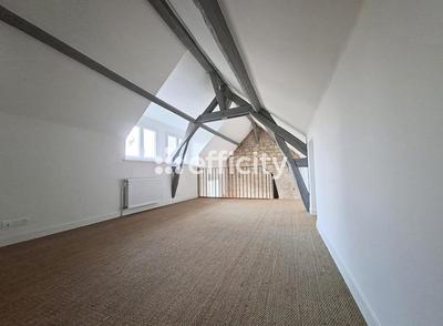 Maison - 208 m² - 8 pièces