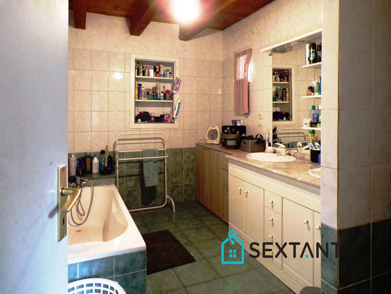 Maison - 355 m² - 11 pièces