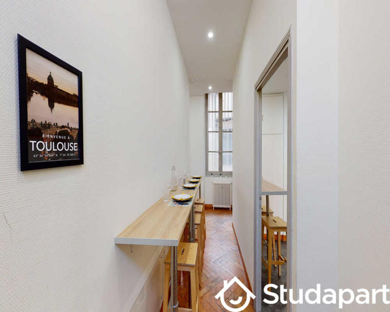 Chambre - 120 m² - 1 pièce