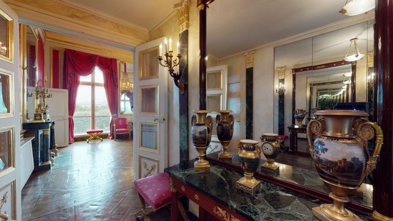 Appartement - 210 m² - 5 pièces