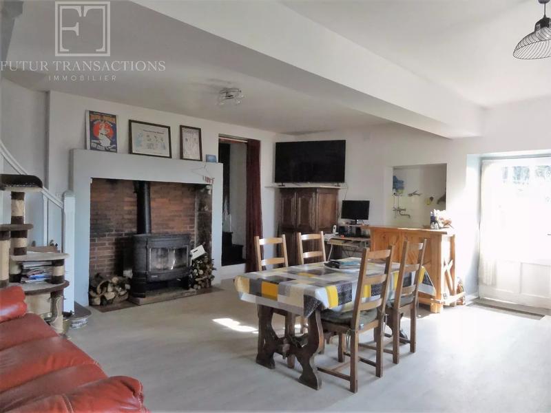 Maison - 141 m² - 5 pièces