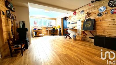 Maison - 178 m² - 8 pièces