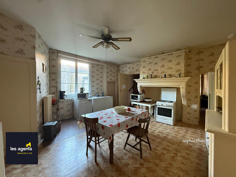 Maison - 245 m² - 7 pièces