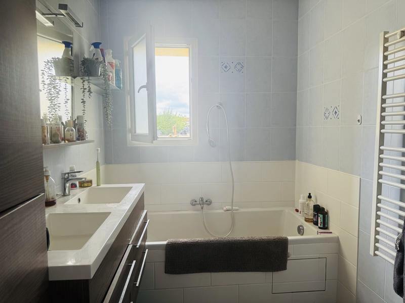 Maison - 170 m² - 6 pièces