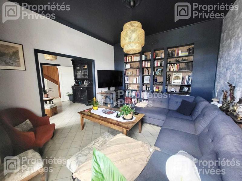 Maison - 176 m² - 8 pièces