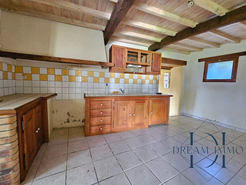Maison - 380 m² - 14 pièces