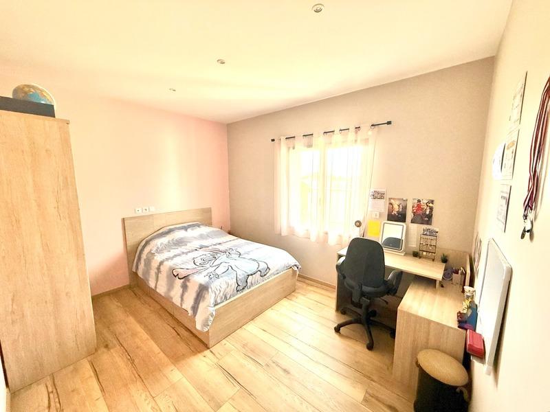 Maison - 193 m² - 7 pièces