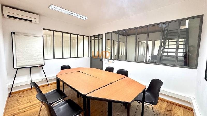 Immeuble - 264 m² - 14 pièces