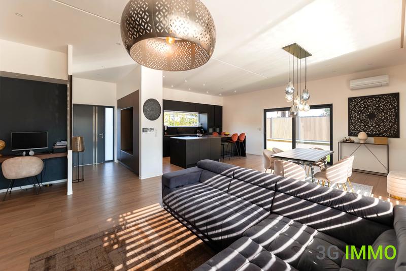 Maison - 190 m² - 6 pièces