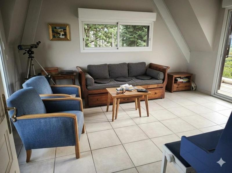 Maison - 285 m² - 9 pièces