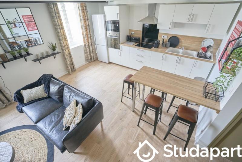 Chambre - 13 m² - 1 pièce