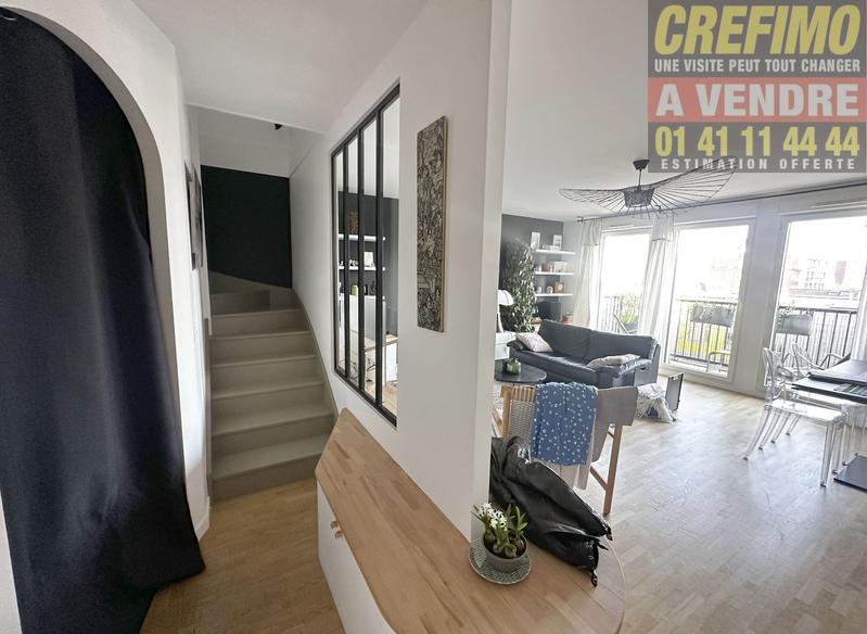 Appartement - 111 m² - 5 pièces